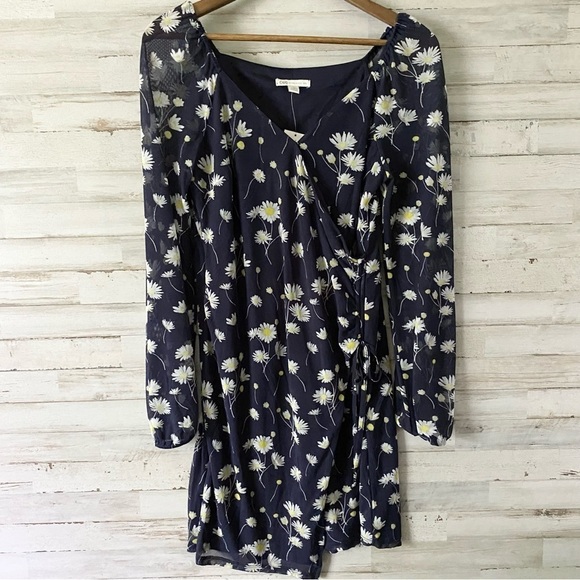 NWT Cato Navy Floral Faux Wrap Dress Medium - Picture 1 of 8